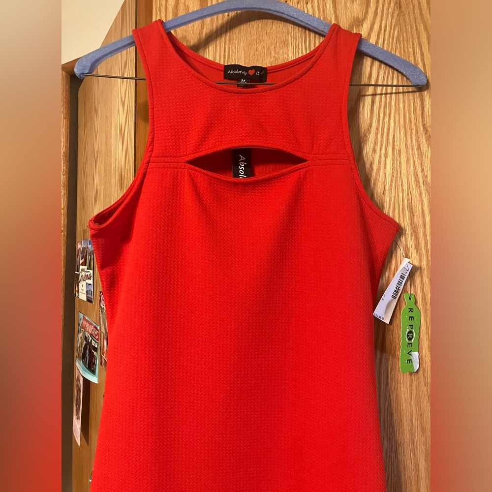 NWT $60 Absolutely Love It!! bright red sleeveless dress with small chest cutout - Picture 5 of 16